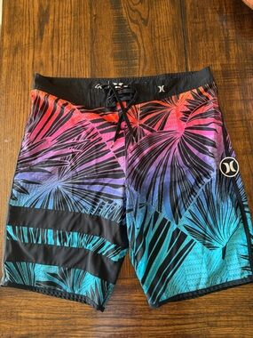 Hurley Black Waist Tropical Palm Boardshorts with Pink, Purple, Teal